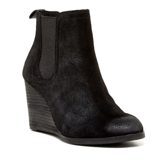 Lucky Brand Chelsea Black wedge suede booties - Picture 6 of 8